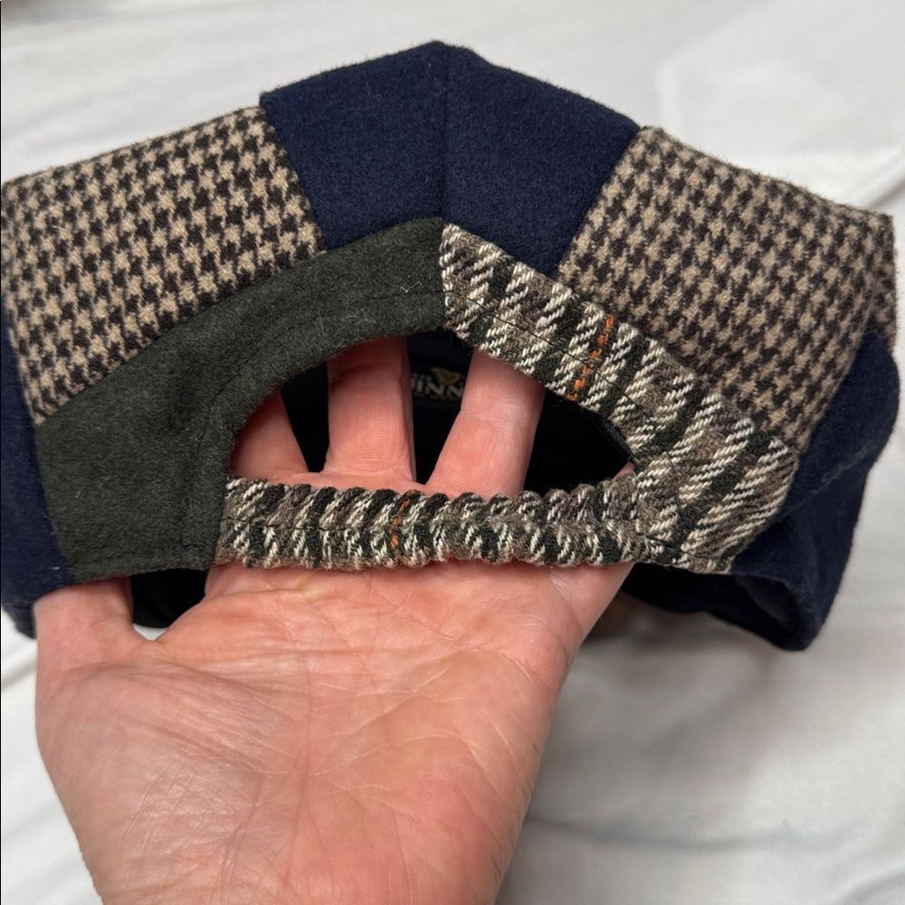 Guinness Multicolor Patchwork Tweed Flat Cap. Size M (59 cm). - Picture 5 of 9